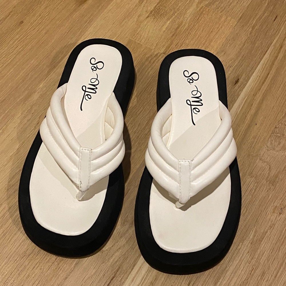 PLATFORM FLIP FLOPS